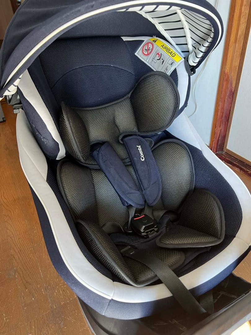 [Combi ]コンビ　チャイルドシート　クルムーヴスマート isofix