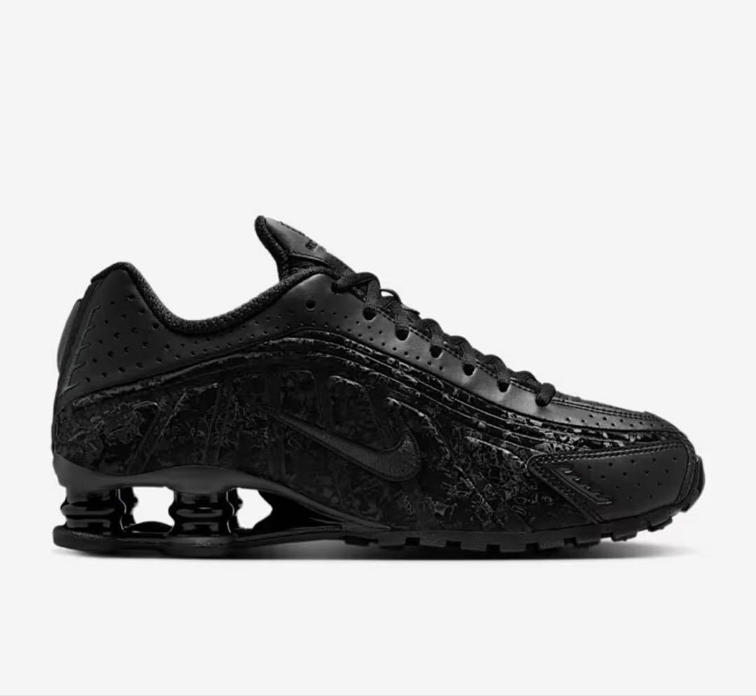 靴 Nike Wmns Shox R4 Black FloralDark Smoke