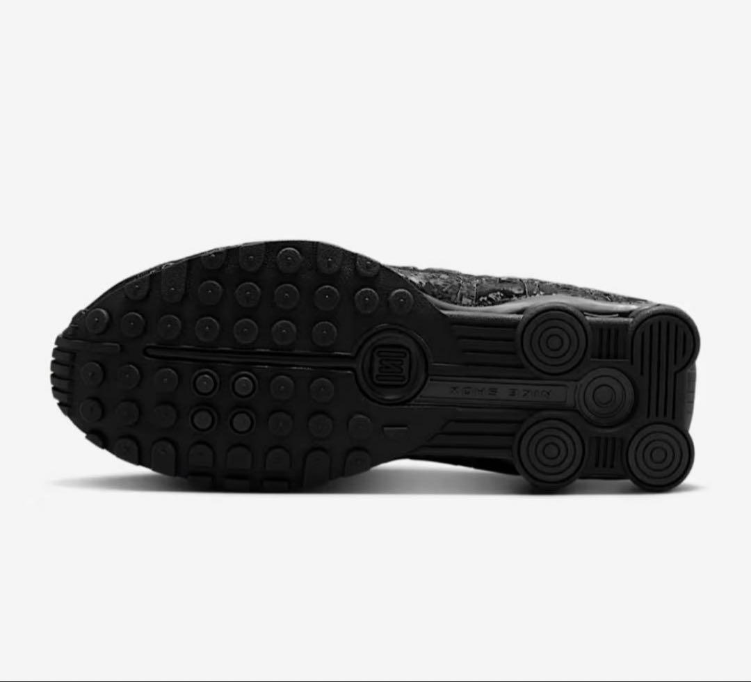 靴 Nike Wmns Shox R4 Black FloralDark Smoke