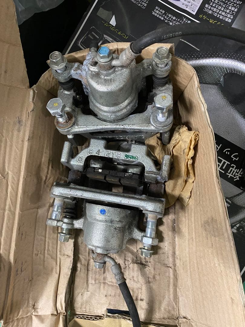 値下げします、E52エルグランド前後ブレーキキャリパーとローターセット