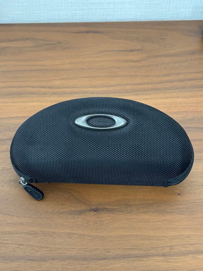 【美品】OAKLEY SUTRO