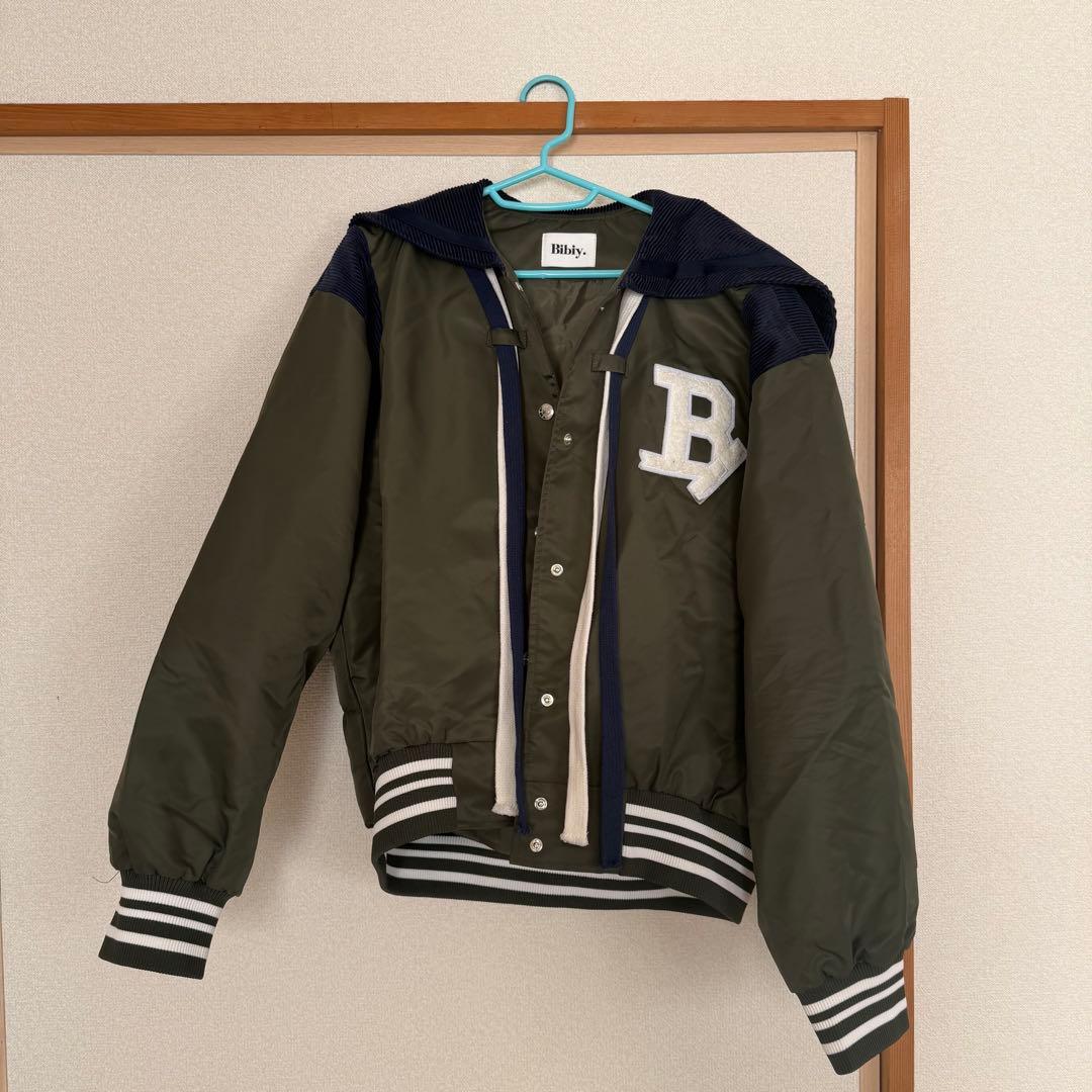 Bibiy ジャケット