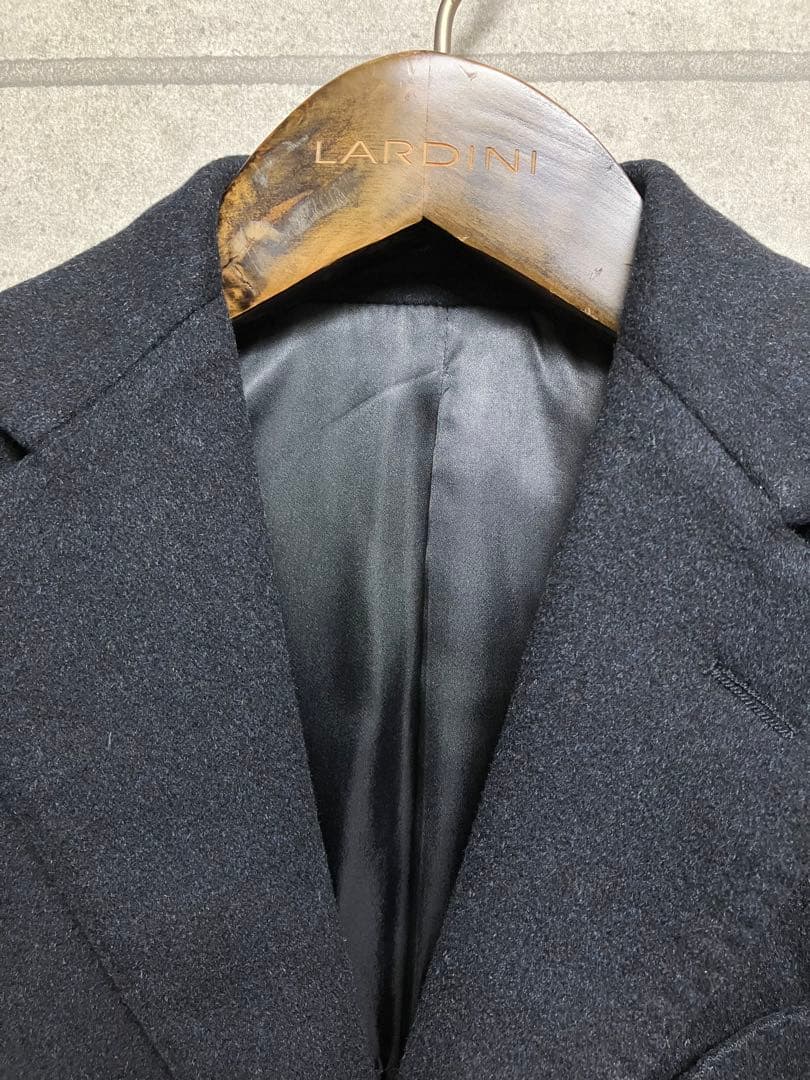 N*n様 美品　LARDINI ラルディーニ　ロロピアーナ　ネイビー チェスター