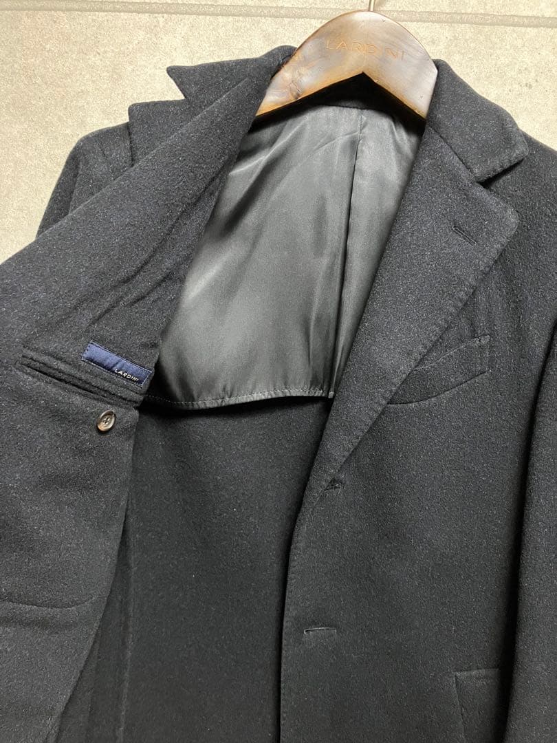 N*n様 美品　LARDINI ラルディーニ　ロロピアーナ　ネイビー チェスター