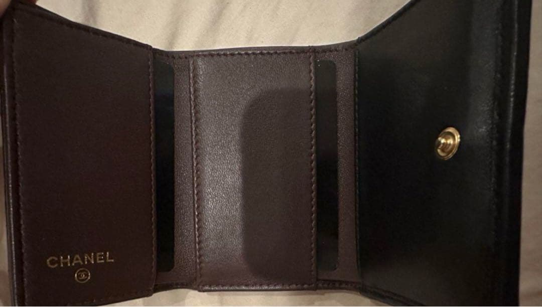 ♡♡♡CHANEL 三つ折り財布