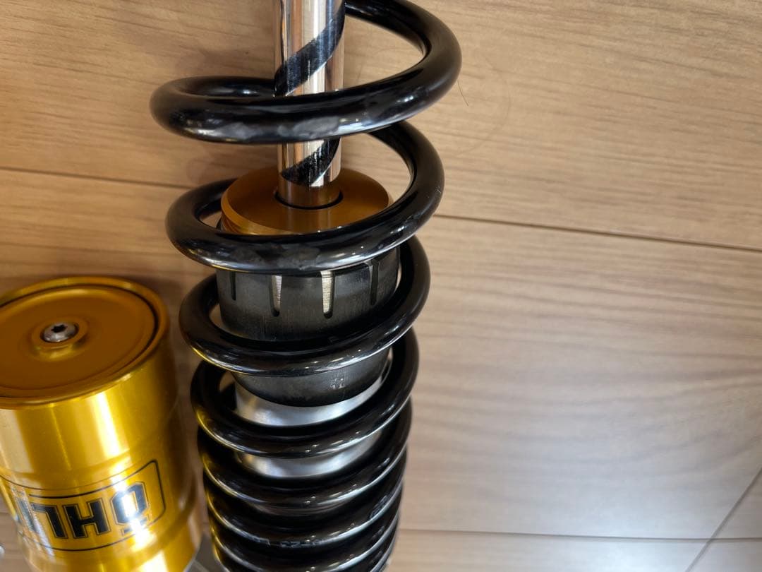 demitas224 CB1300SB オーリンズリアサス