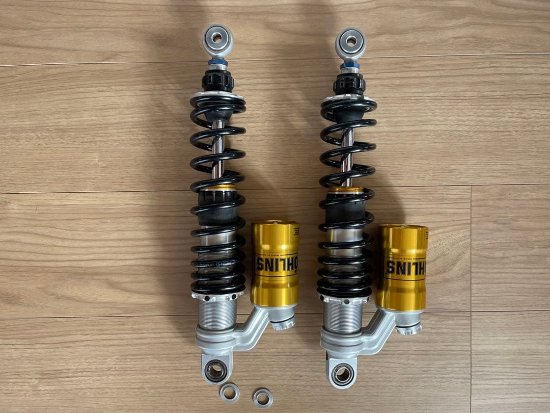 demitas224 CB1300SB オーリンズリアサス