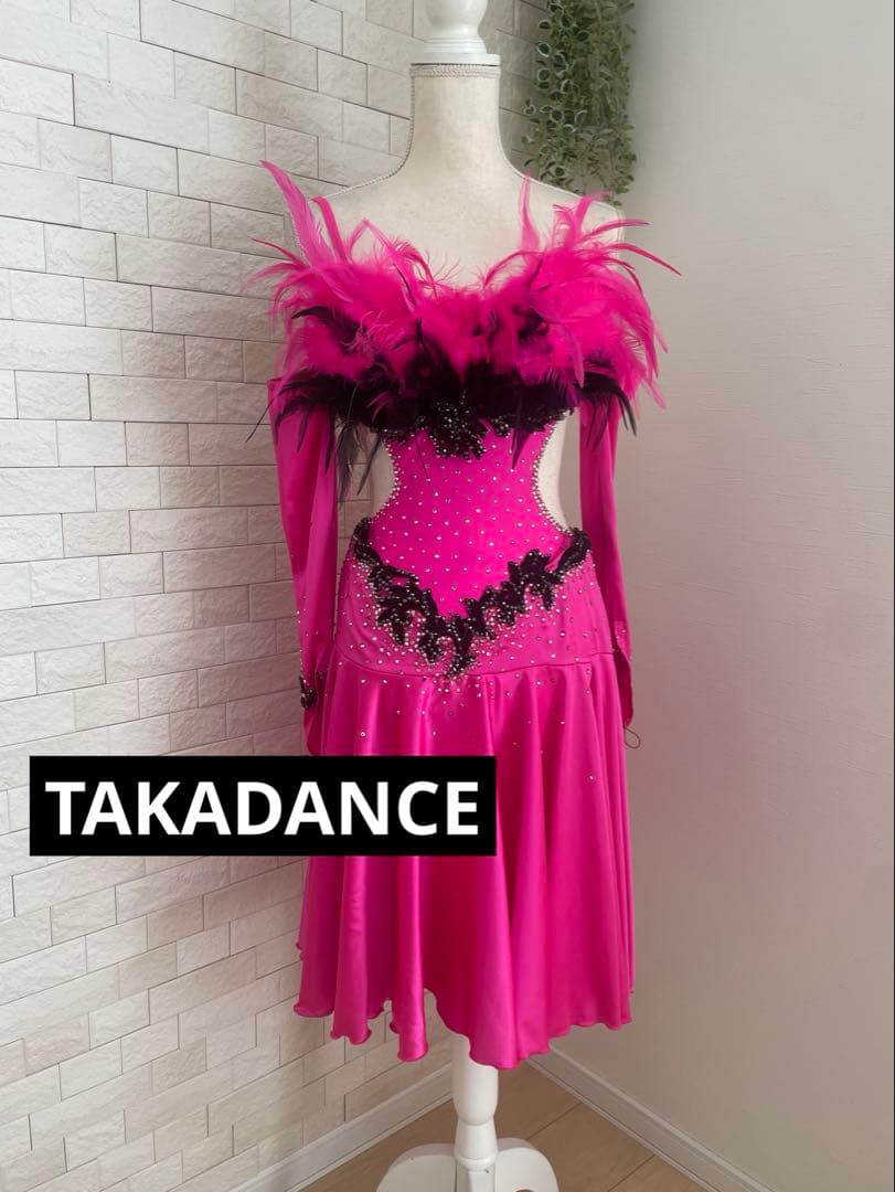 社交ダンス【TAKADANCE】ラテンドレス　タカダンドレス　ピンク