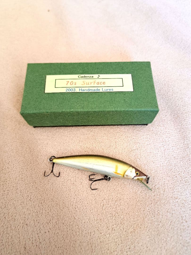 ハンドメイドミノ－カデンツァ 70s Surface