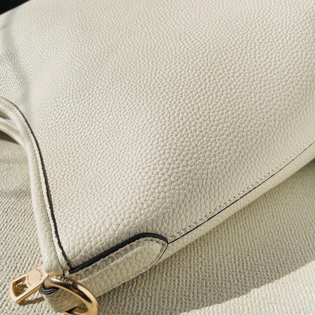 タグ切れ 新品 Coach ローレル ショルダー バッグ CR148