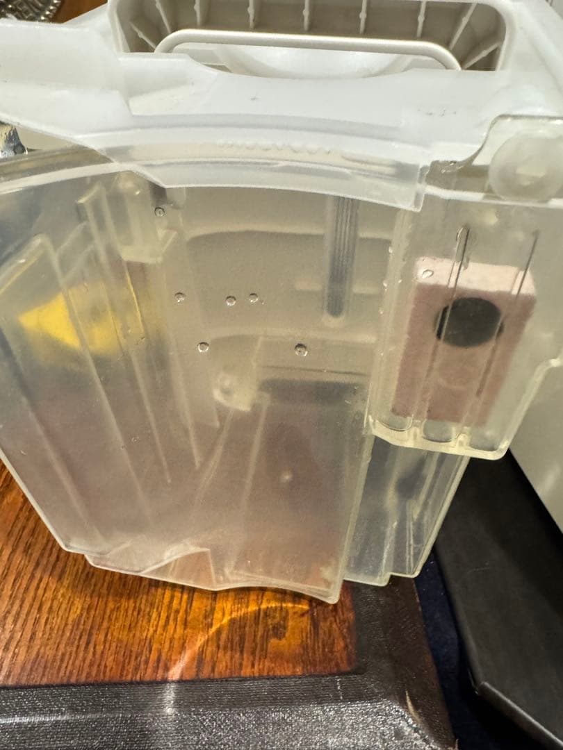 シャープ 除湿機 衣類乾燥 プラズマクラスター CV-J71-W