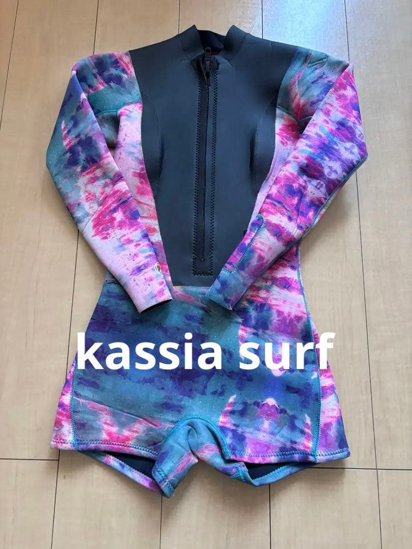 KASSIA+SURF ロングスリーブスプリング　ロンスプ