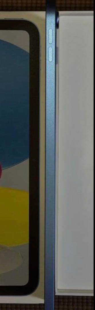 【美品】iPad 第10世代 10.9インチ 64GB ブルー　箱・付属品つき