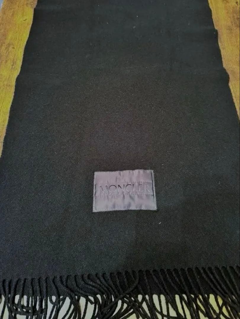 剛　MONCLER モンクレール マフラー フリンジ ロゴパッチ 付き