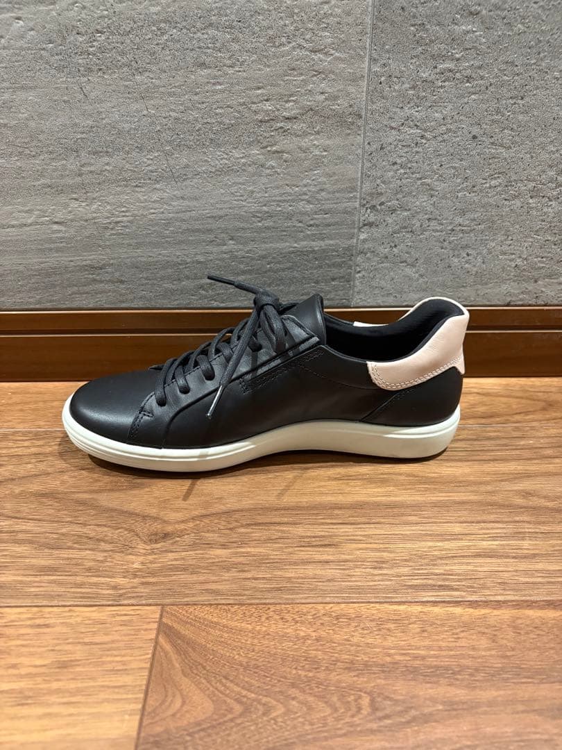 エコー ecco レザースニーカー24.5cm 新品未使用