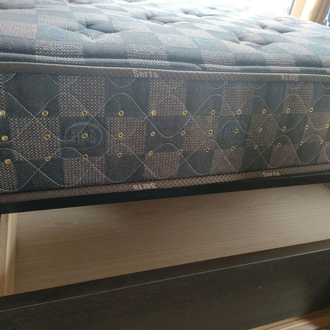 【超美品】日本製ベッド&Sertaマットレス