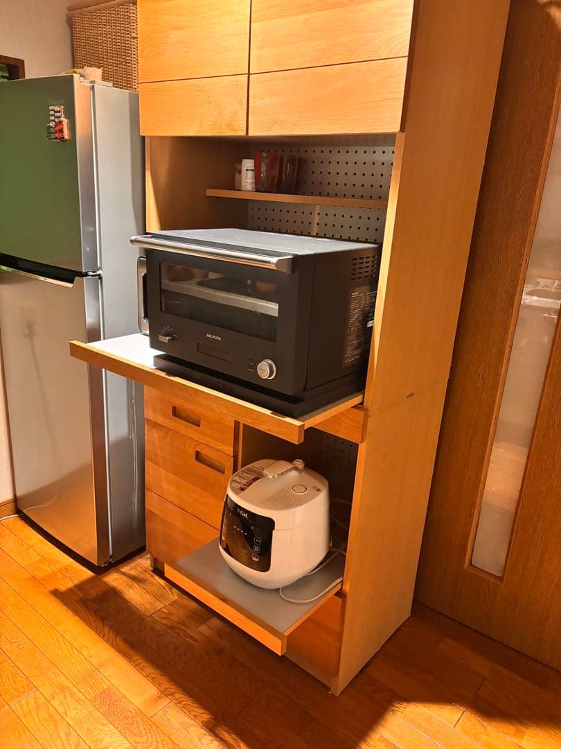 Unico Hutte キッチン　食器棚