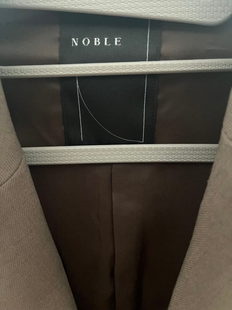 noble ノーブル　ウールMIXツイルピークドラペルジャケット　ブラウン　38