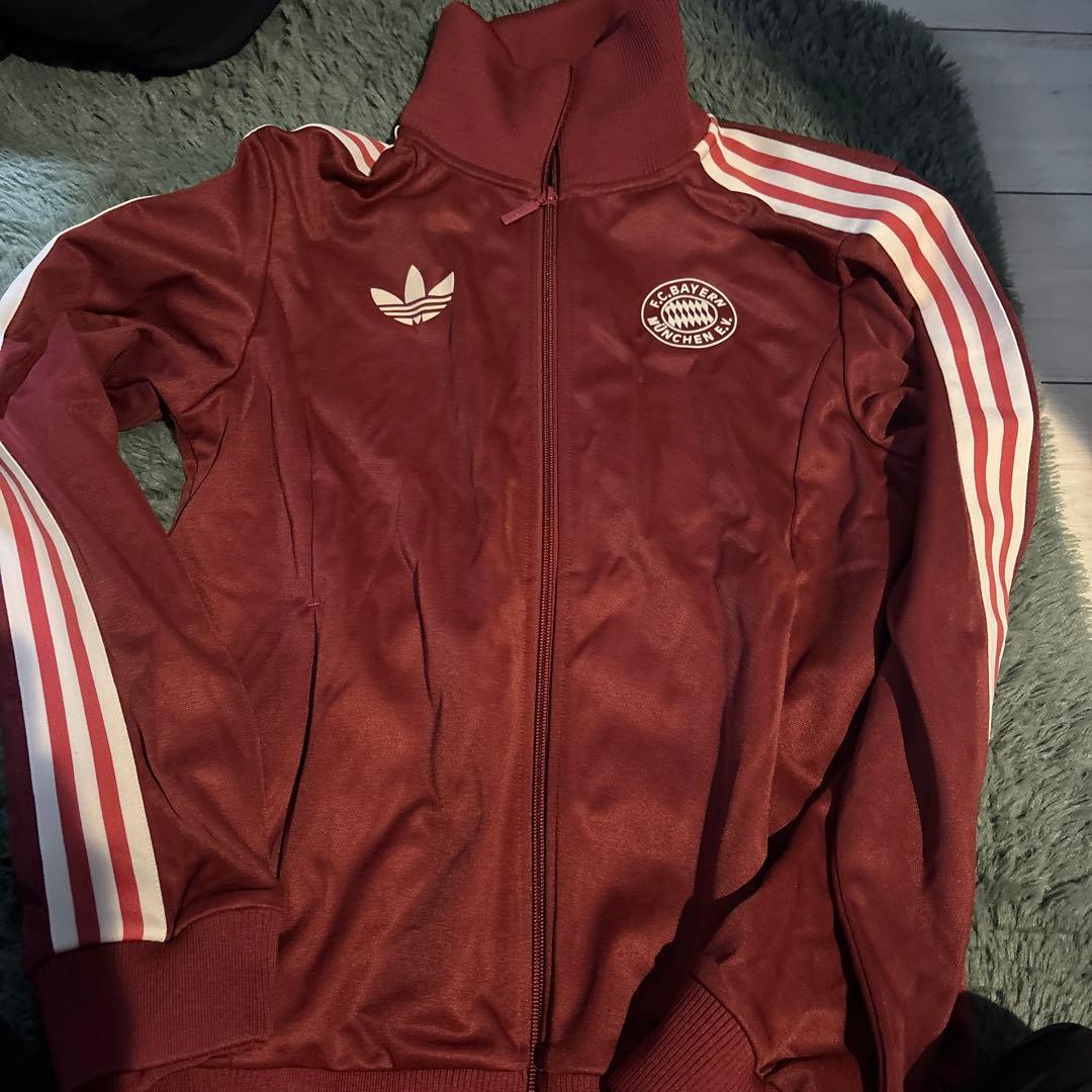 アディダスオリジナルス FCバイエルンミュンヘン トラックトップ(ジャージ)