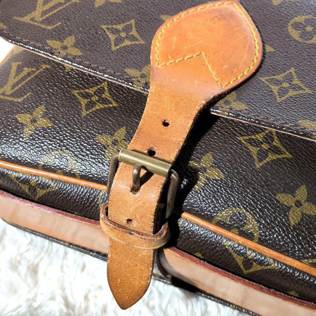【美品】ルイヴィトン　カルトシエール　モノグラム　ショルダーバッグ　M51253