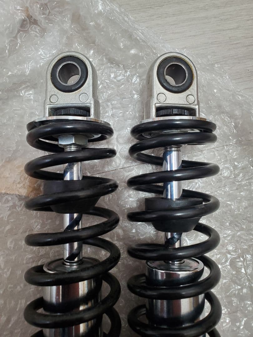 SR400 デイトナ リアサスペンション　中古