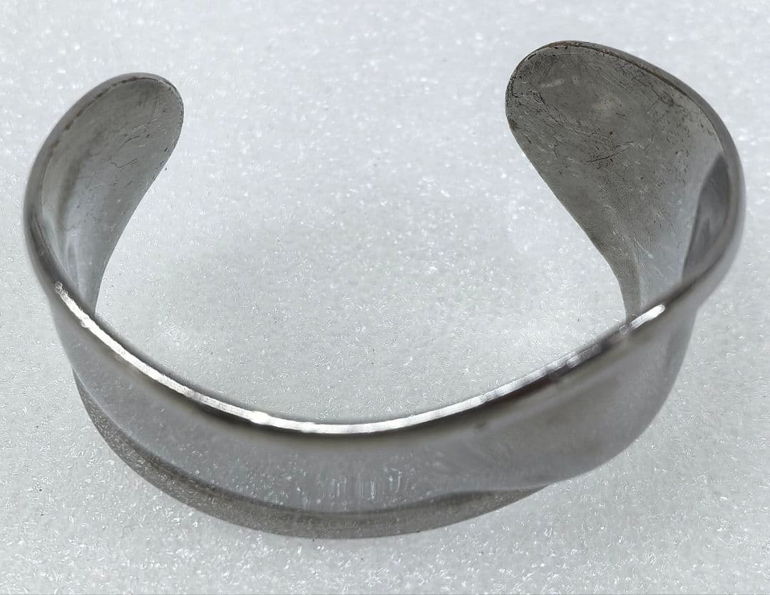 TIFFANY & Co. ボーンカフ バングル ルテニウム