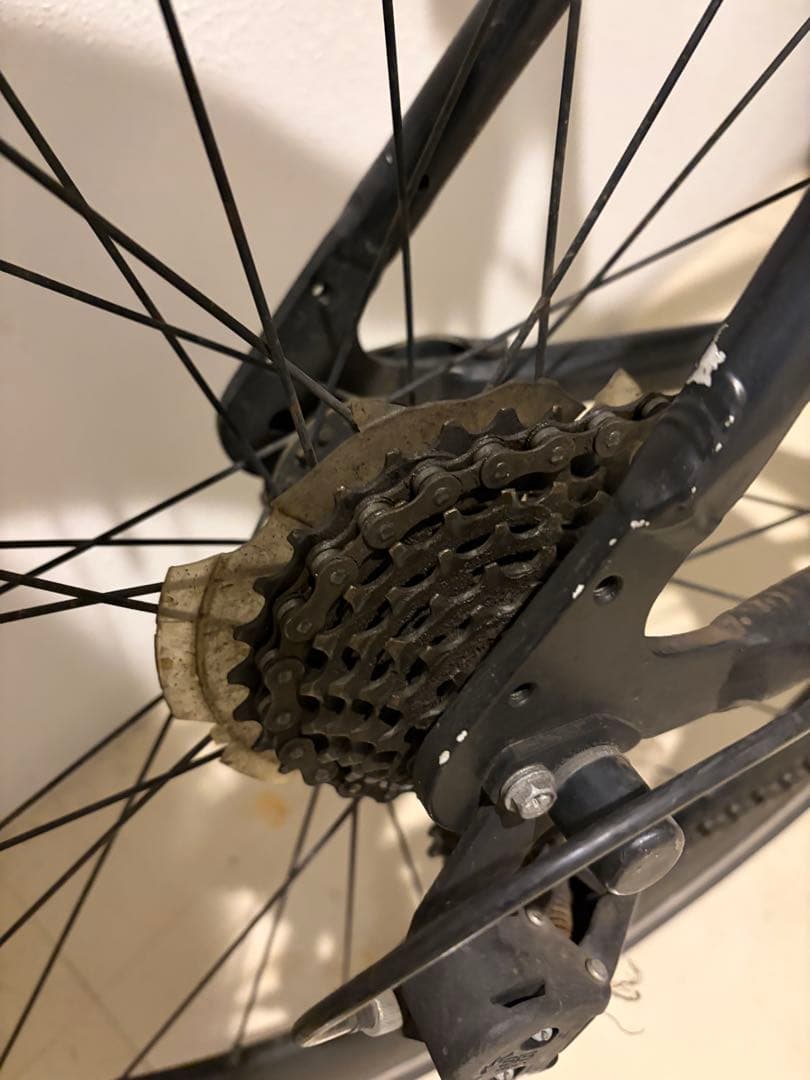 現地渡し、札幌のみ　クロスバイク　700cc 27段ギア搭載