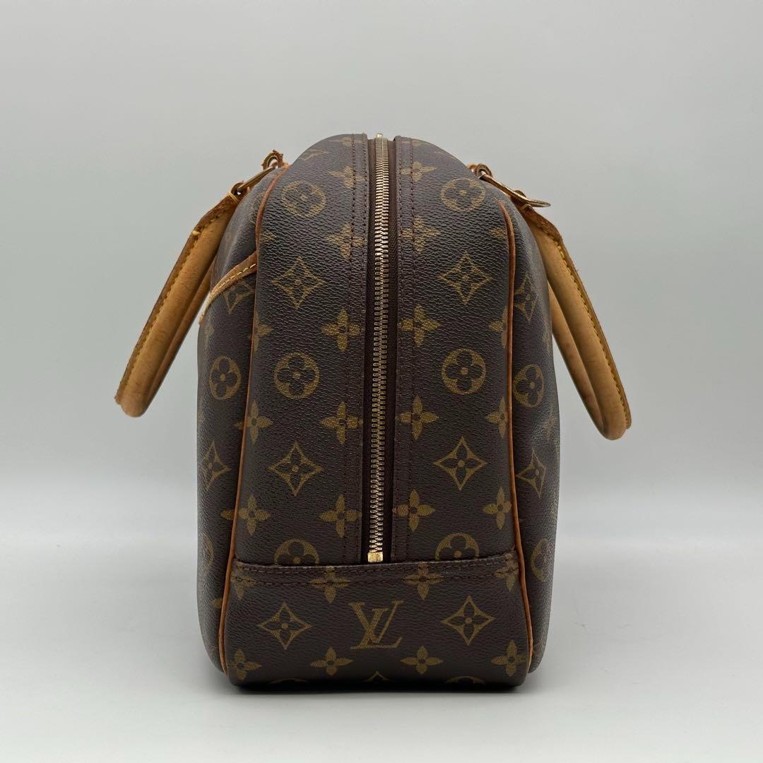 ルイヴィトン　モノグラム　ドーヴィル　ボストンバッグ　ハンドバッグ　バッグ