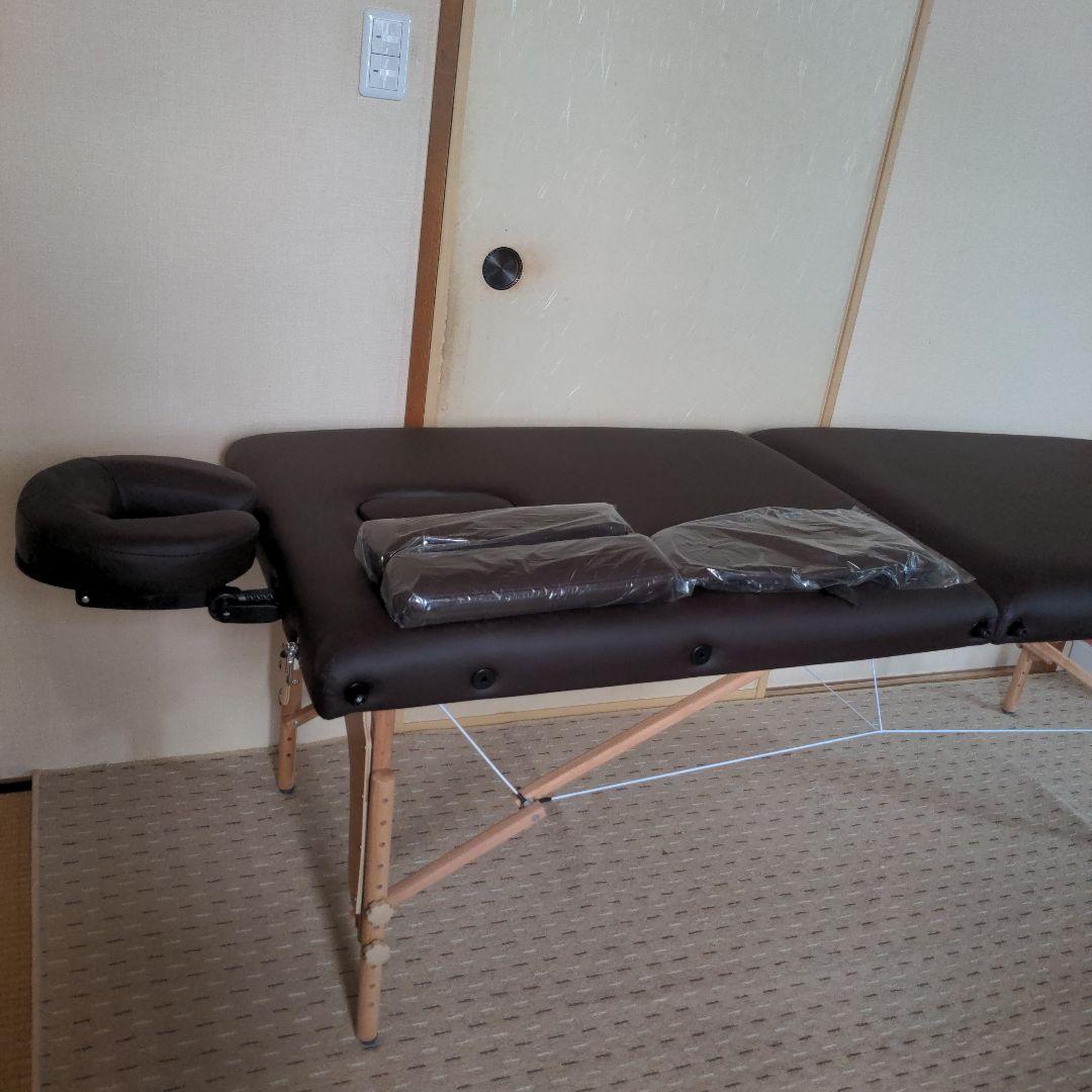 エステ マッサージ折りたたみベッド新品　ヘッドレスト　アーム付き