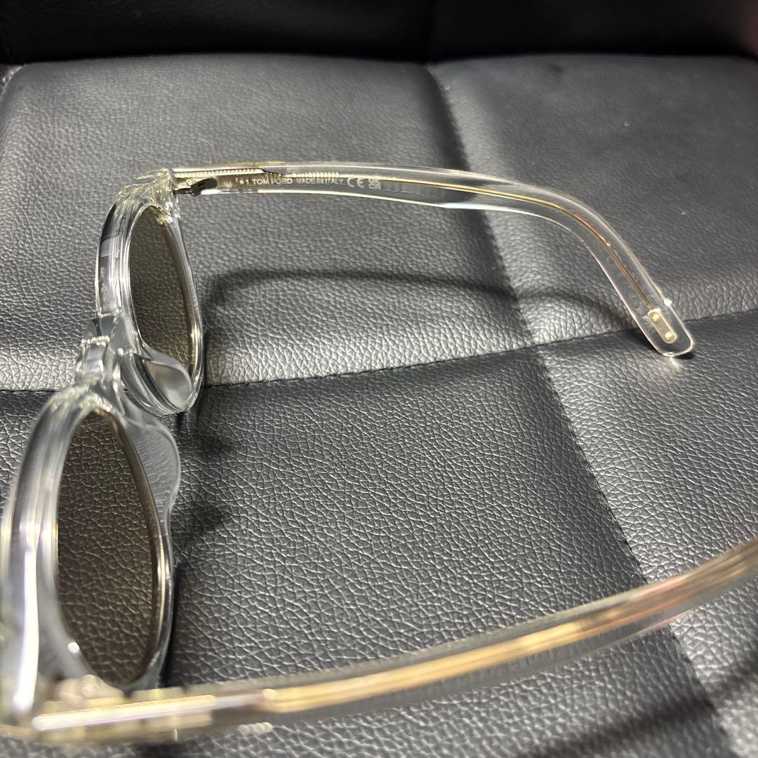 新品未使用FT1123-D-26E 49 03トムフォード メガネ サングラス