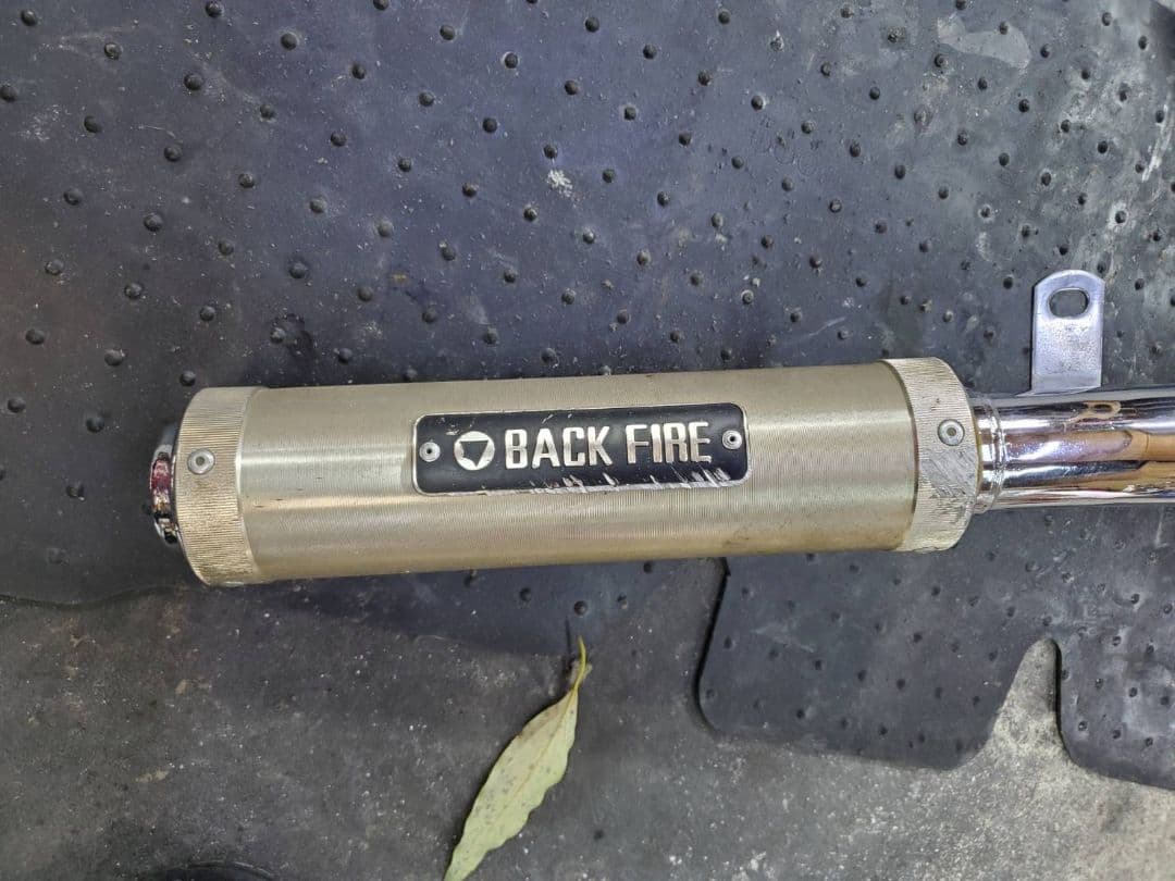 VF400F用　BEET 　バックファイヤー　マフラー　当時物