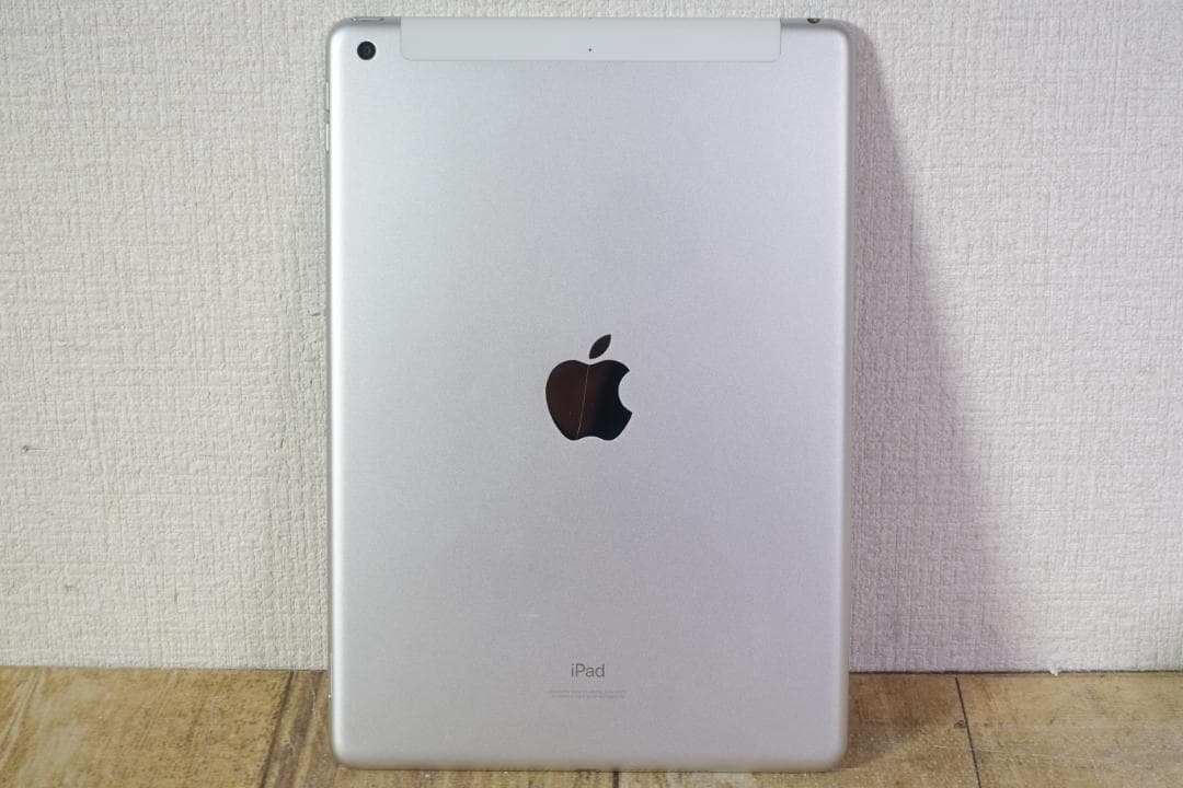iPad 第8世代 Cellular シルバー 32GB A2429