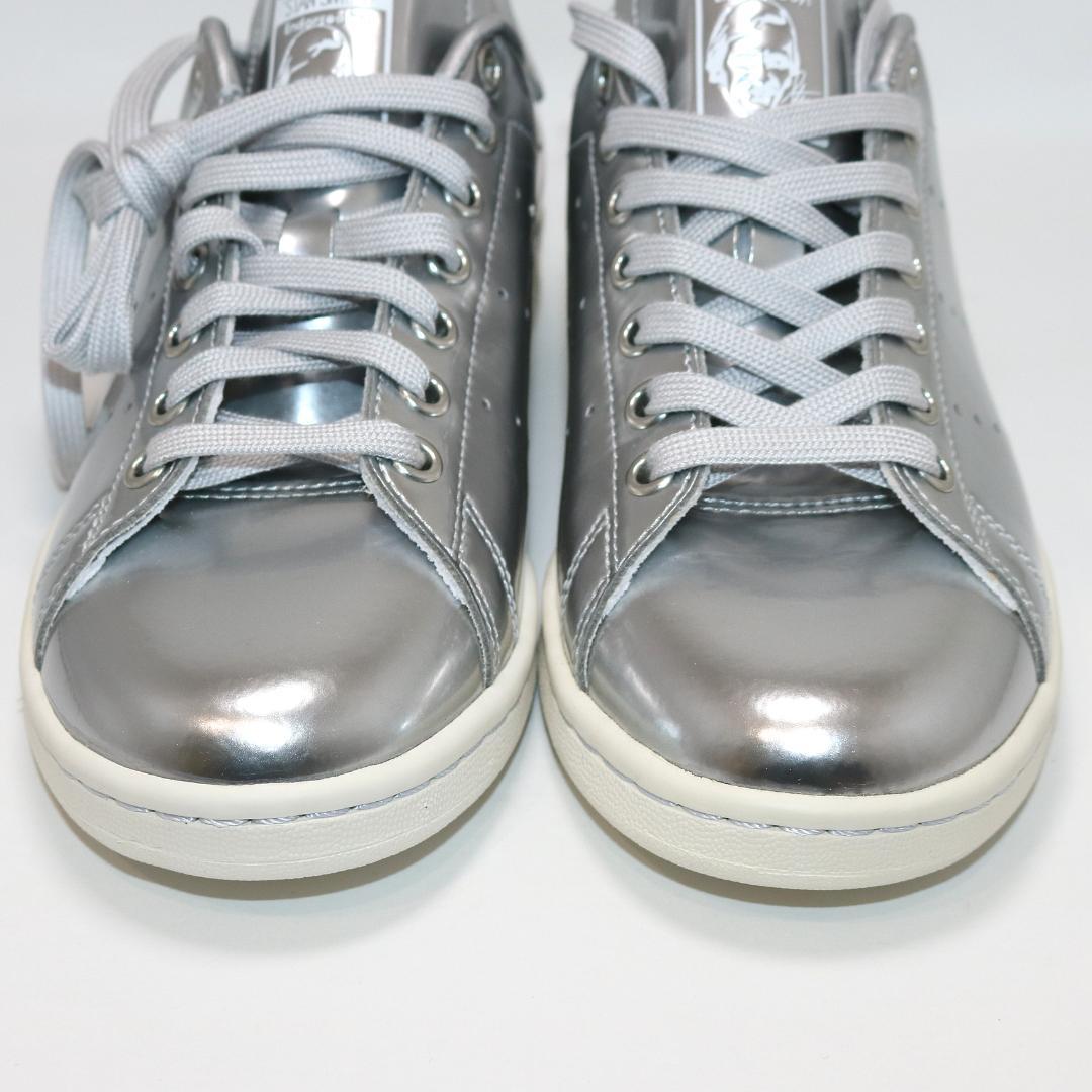 【極美品】アディダス スタンスミス シルバー スニーカー FV4300
