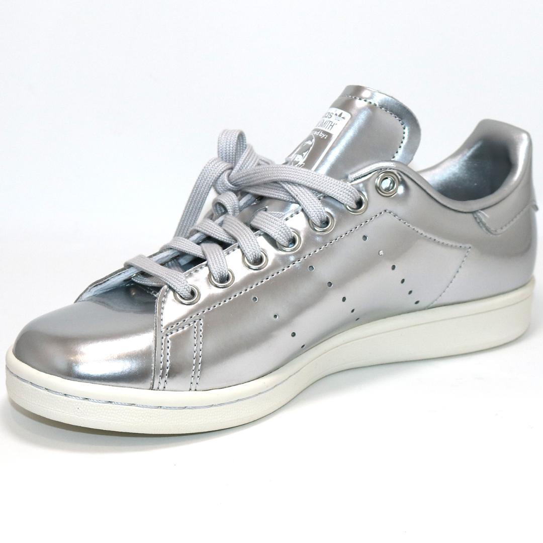 【極美品】アディダス スタンスミス シルバー スニーカー FV4300