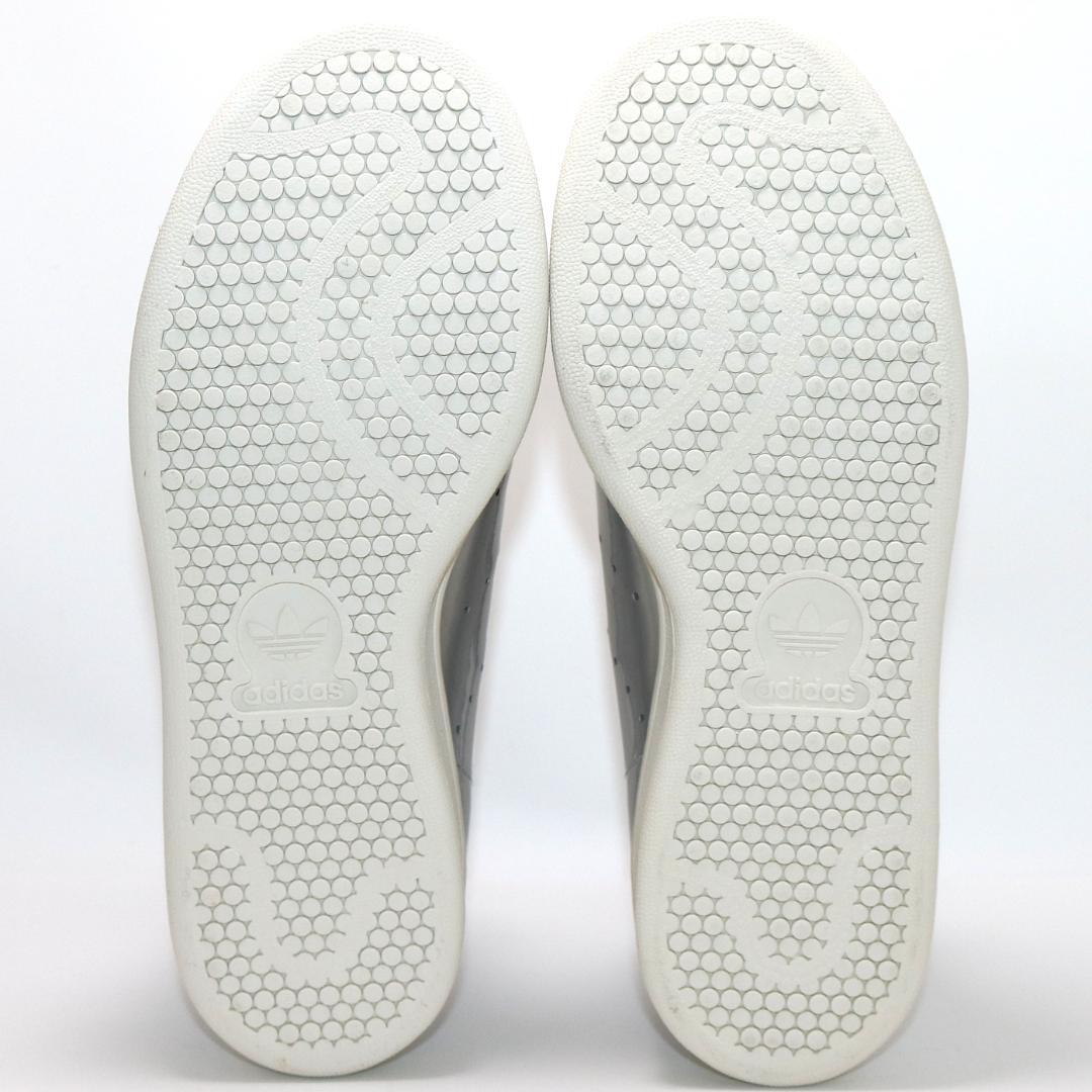 【極美品】アディダス スタンスミス シルバー スニーカー FV4300