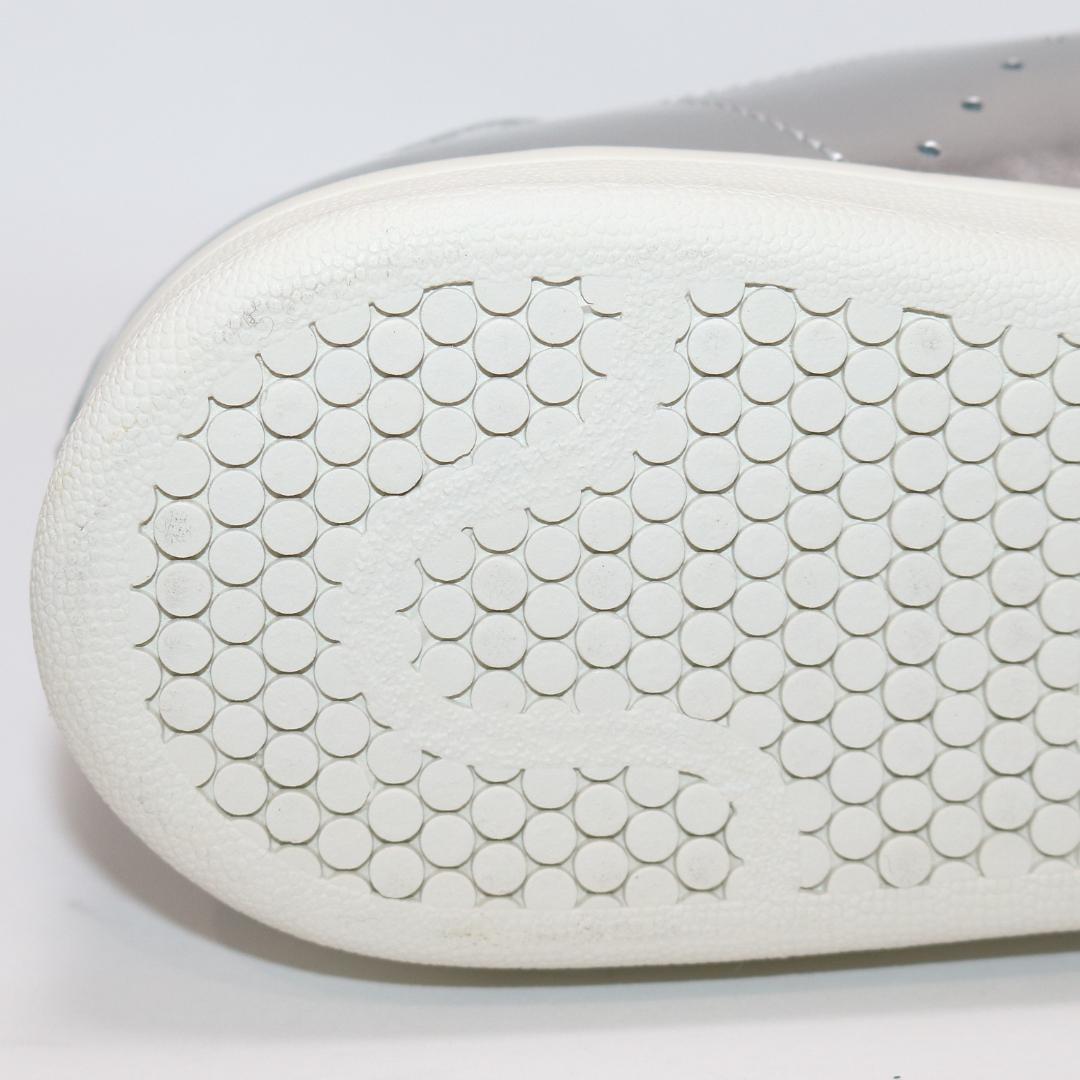 【極美品】アディダス スタンスミス シルバー スニーカー FV4300