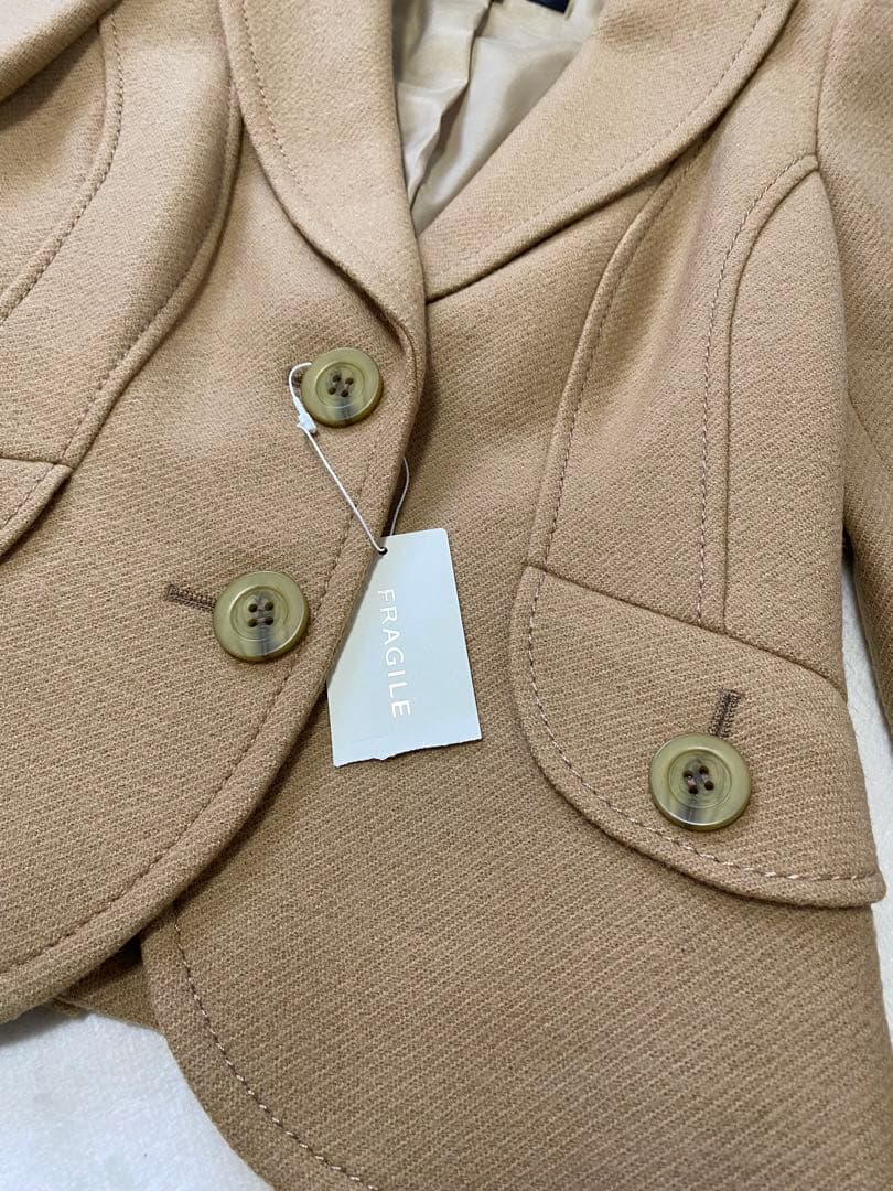 【新品】FRAGILE テーラードジャケット、フレアスカート