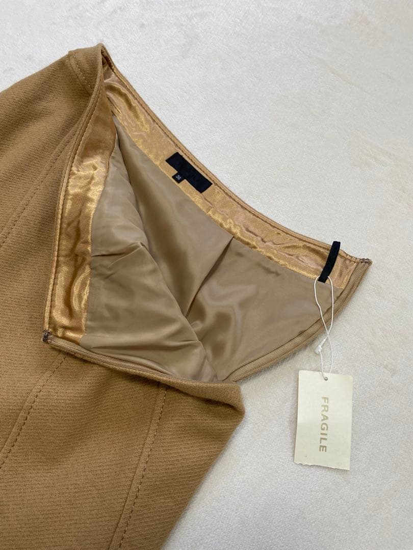 【新品】FRAGILE テーラードジャケット、フレアスカート