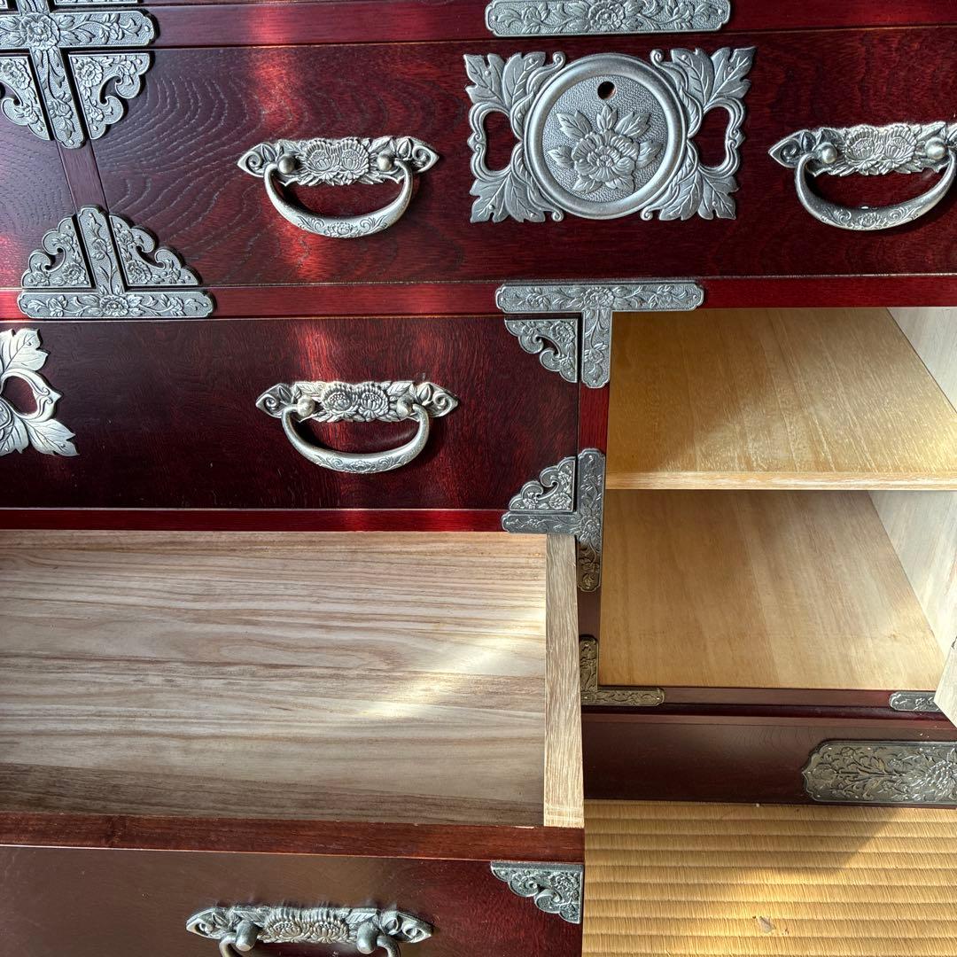 和風赤茶色木製箪笥　鍵付