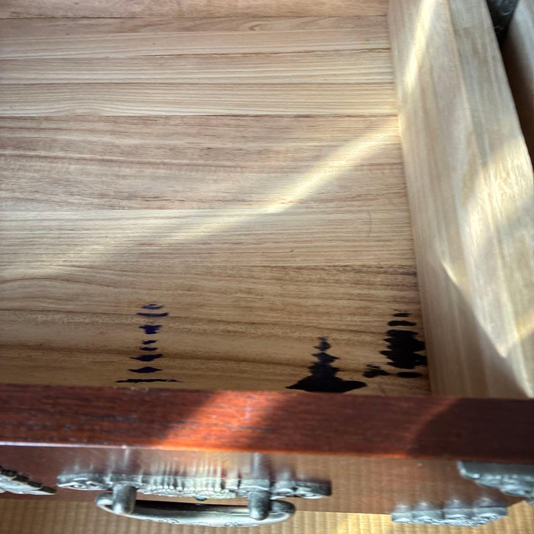 和風赤茶色木製箪笥　鍵付