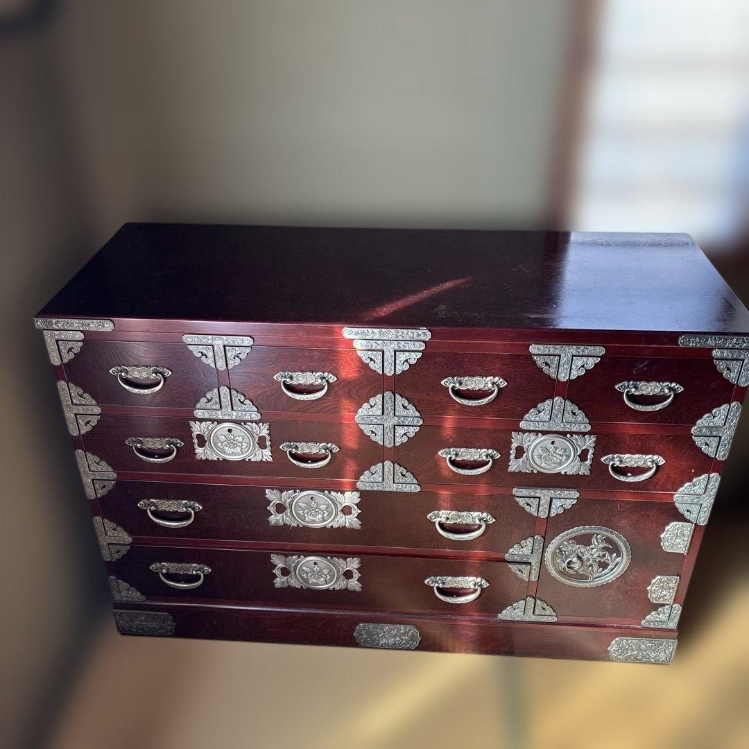 和風赤茶色木製箪笥　鍵付