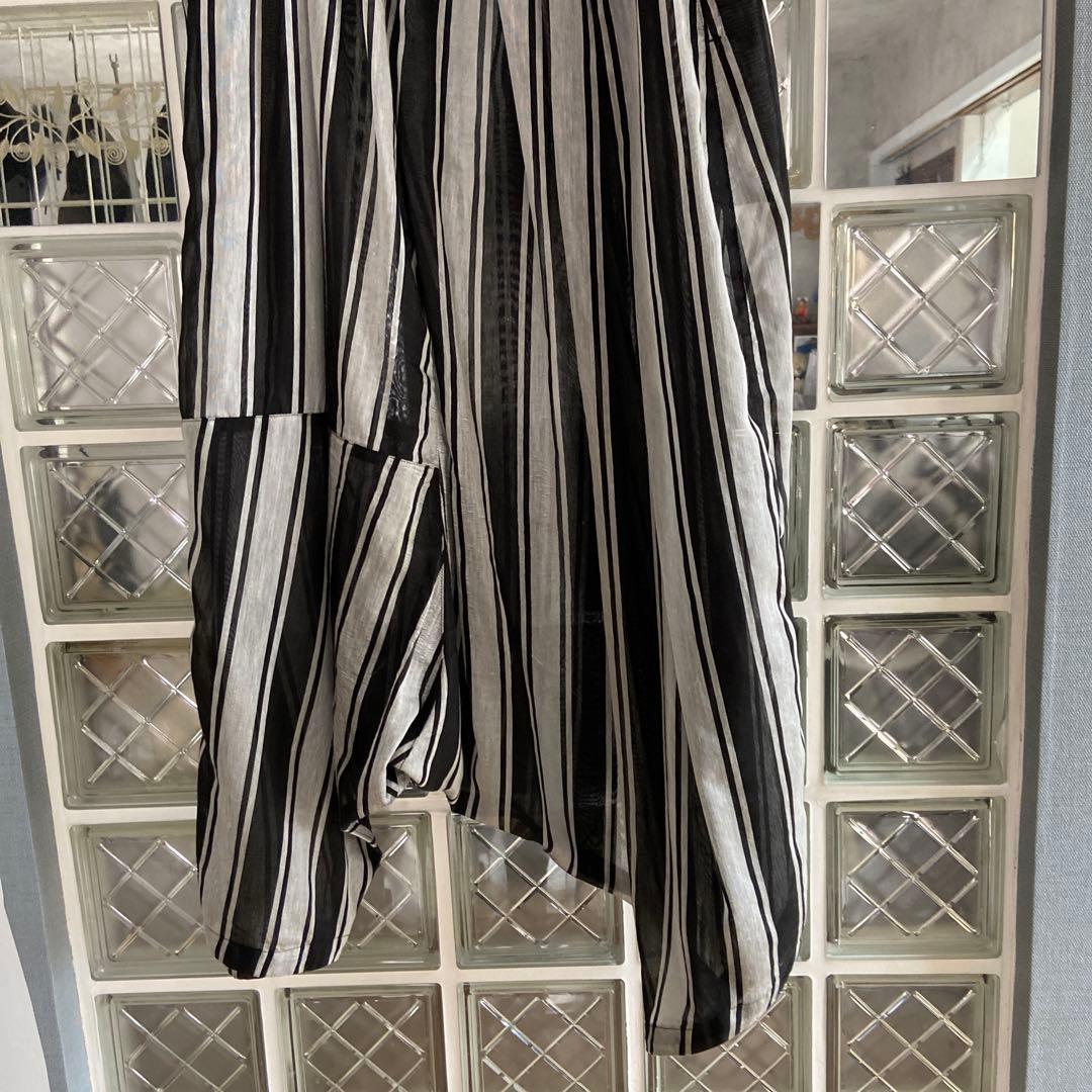 モユルストライプ ワイドパンツ 黒とグレー