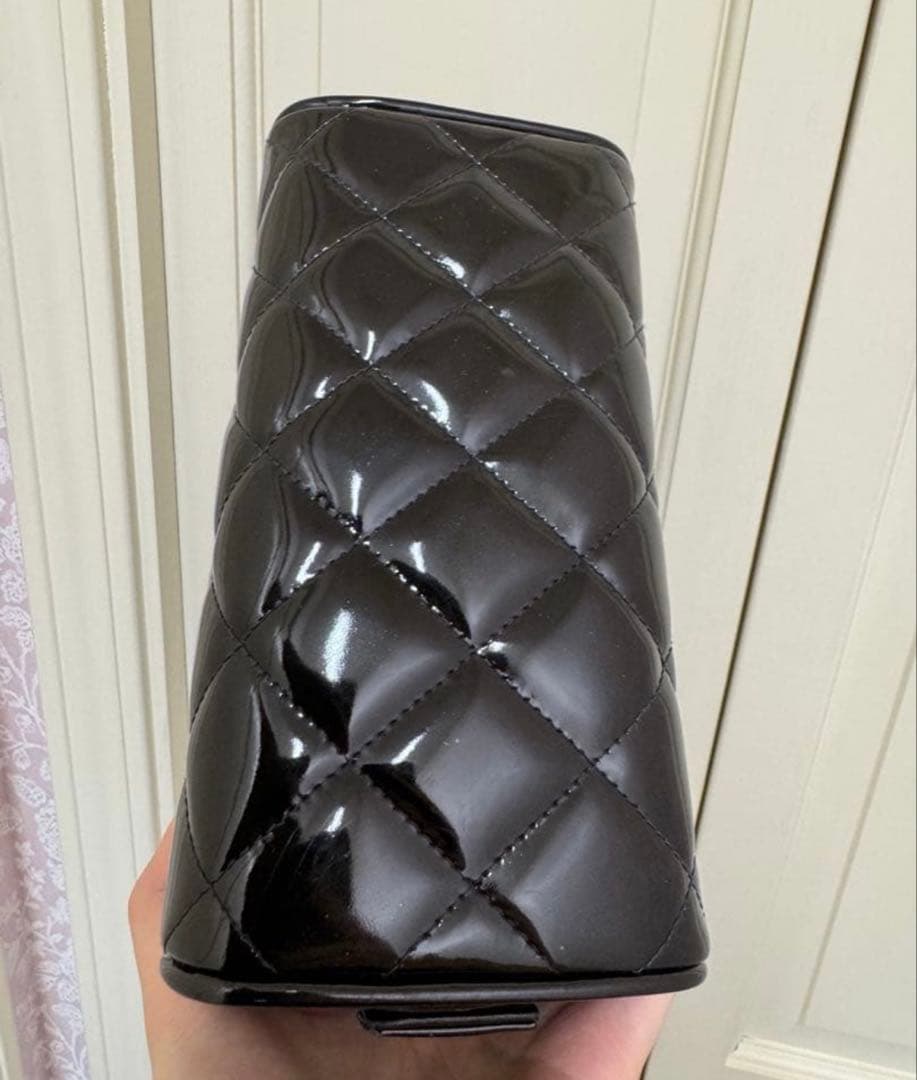 ヴィンテージ　CHANEL パーティーバッグ　エナメル　ブラック