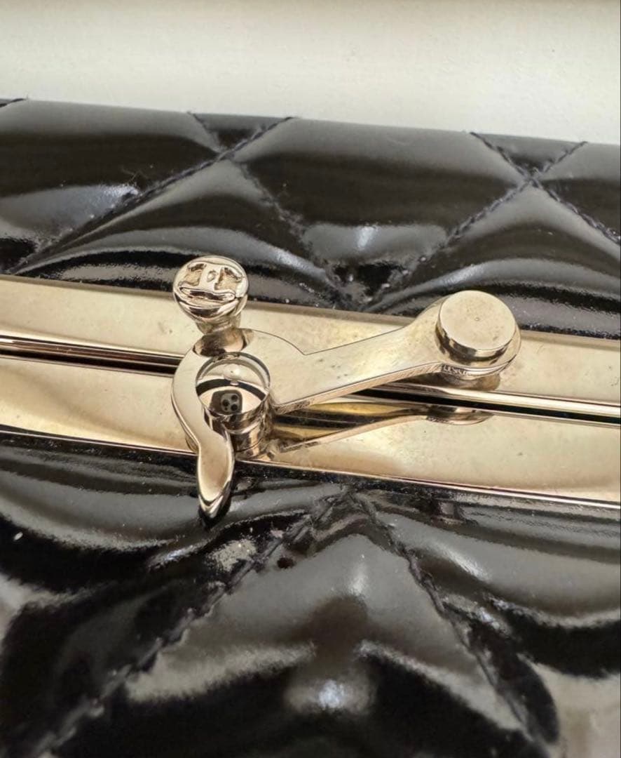 ヴィンテージ　CHANEL パーティーバッグ　エナメル　ブラック