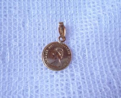 Ｋ１８　ペンダントトップ　１８金