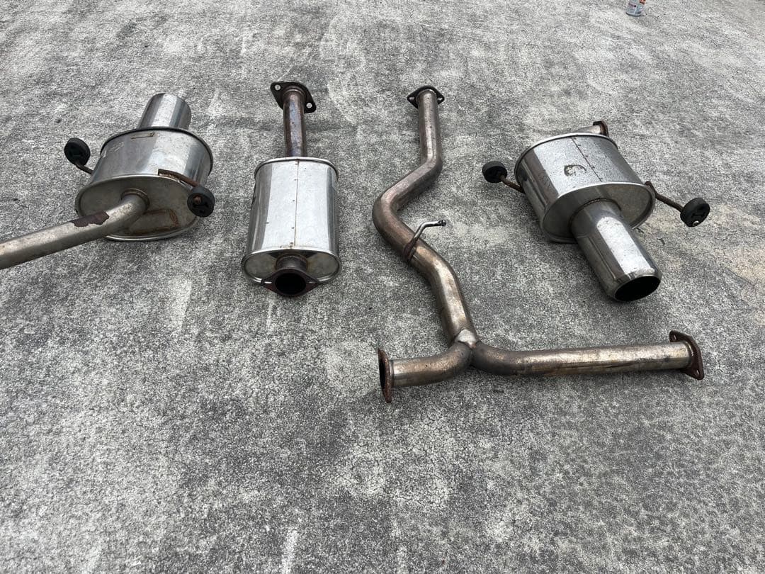 レガシィ　BP5 トミーカイラ　マフラー