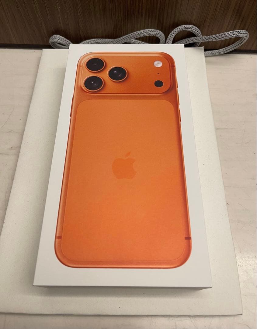 【新品未開封品】iPhone17 Pro Max 256GB コズミックオレンジ