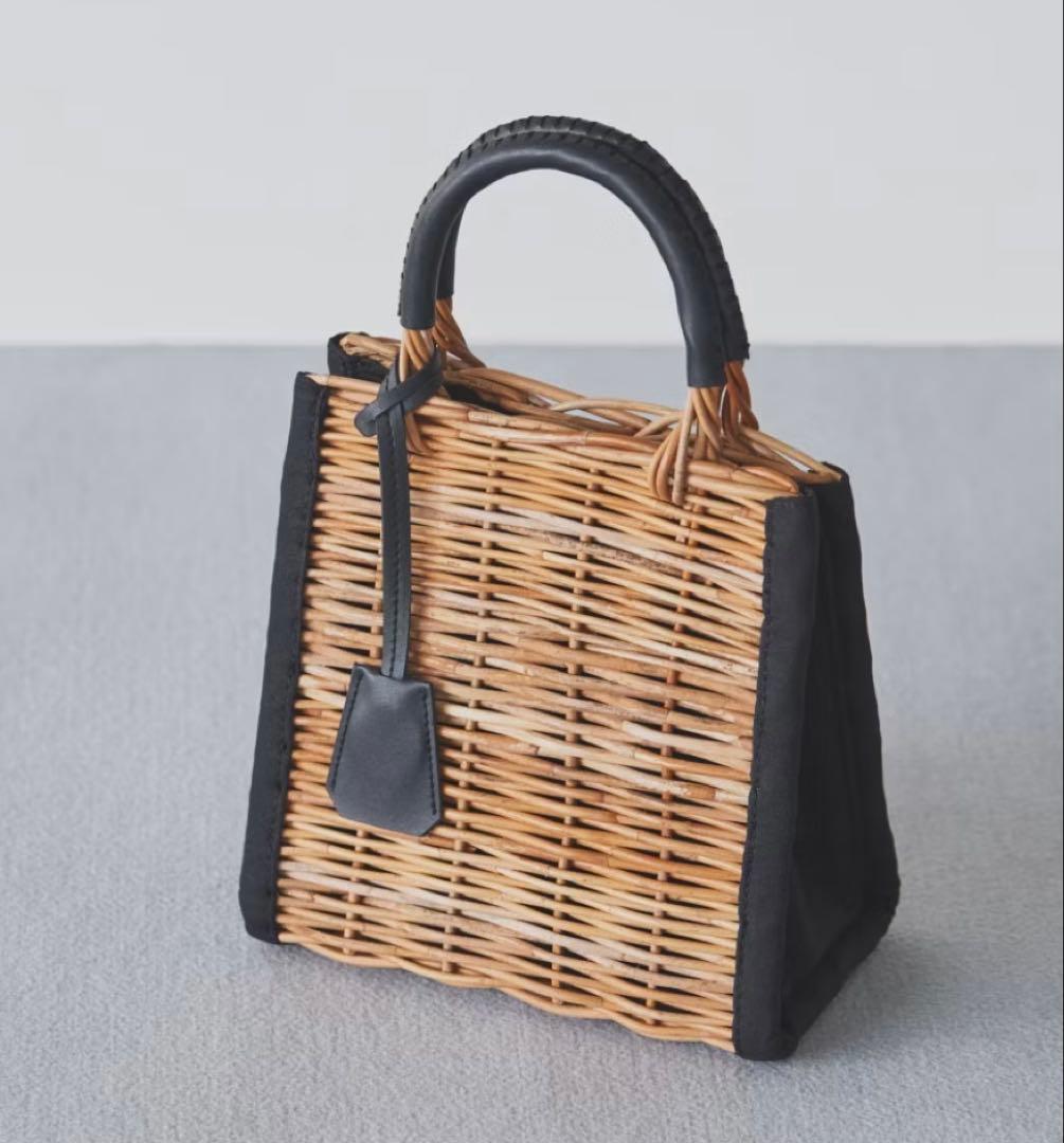 マ*ン様 暮らしの道具店　天然アラログのかごバッグ