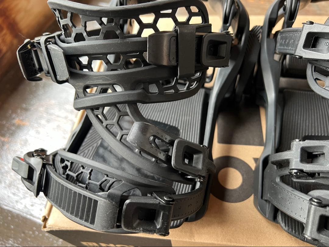 グ*ゥ様 ナイデッカー ビンディング M ブラック　スーパーマチック