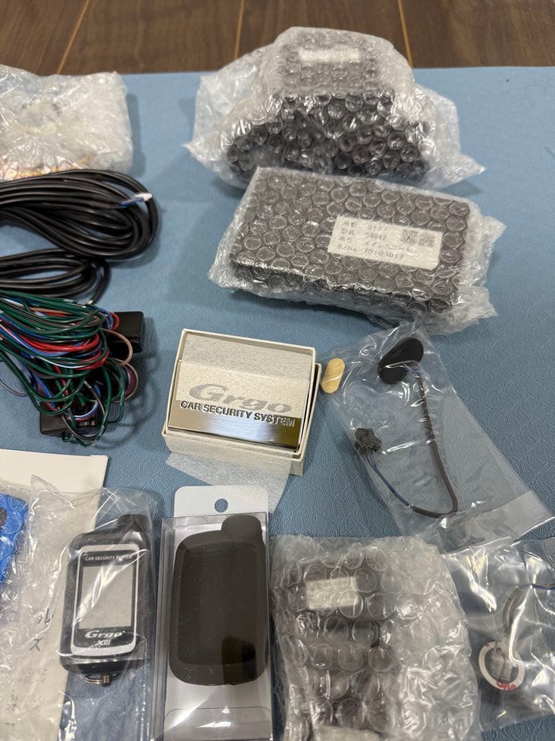 V*5様 Yupiteru Grgo Xlllカーセキュリティシステム